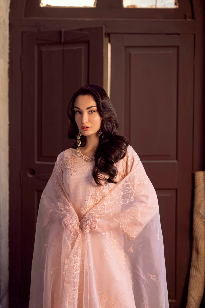 Tara - Sitara by Guzel